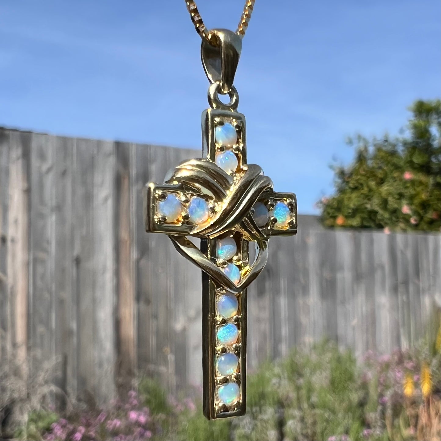 Twisted sunlight view showing slight blue color play in some opals.